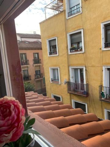 Impresionante apartamento en Malasaña Madrid Exterior foto